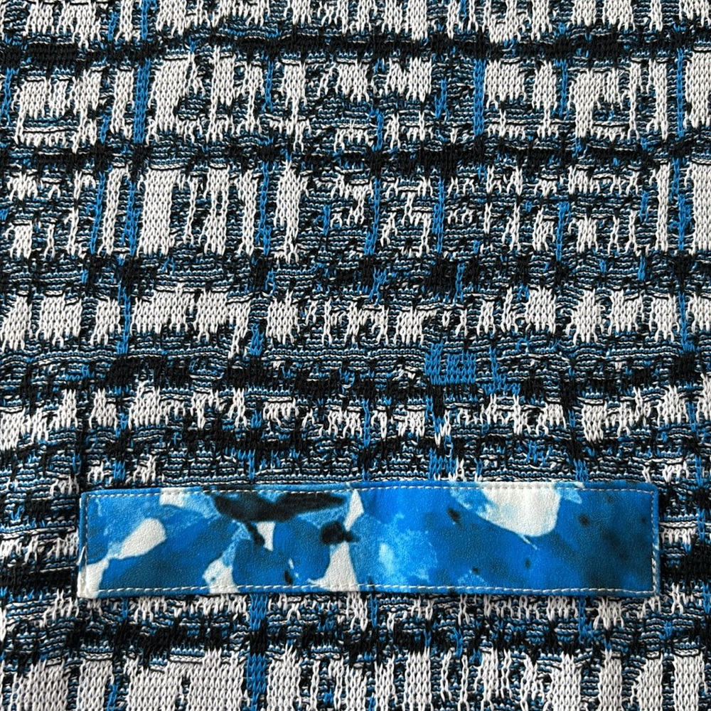 Ming Wang - blue, white and black, textured & designed jacket. - Picture 13 of 13
